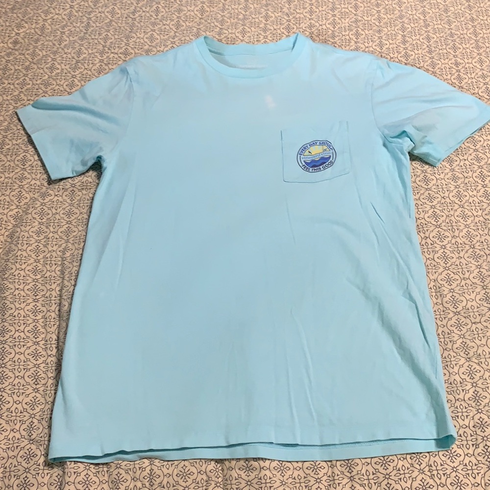 Vineyard vines tee shirt